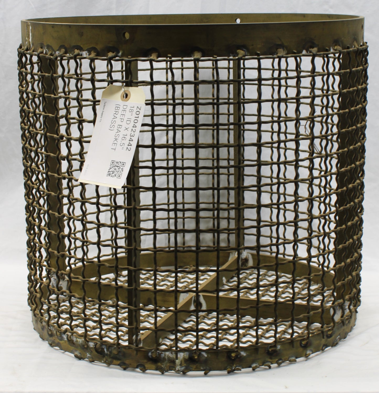 BASKET STRAINER