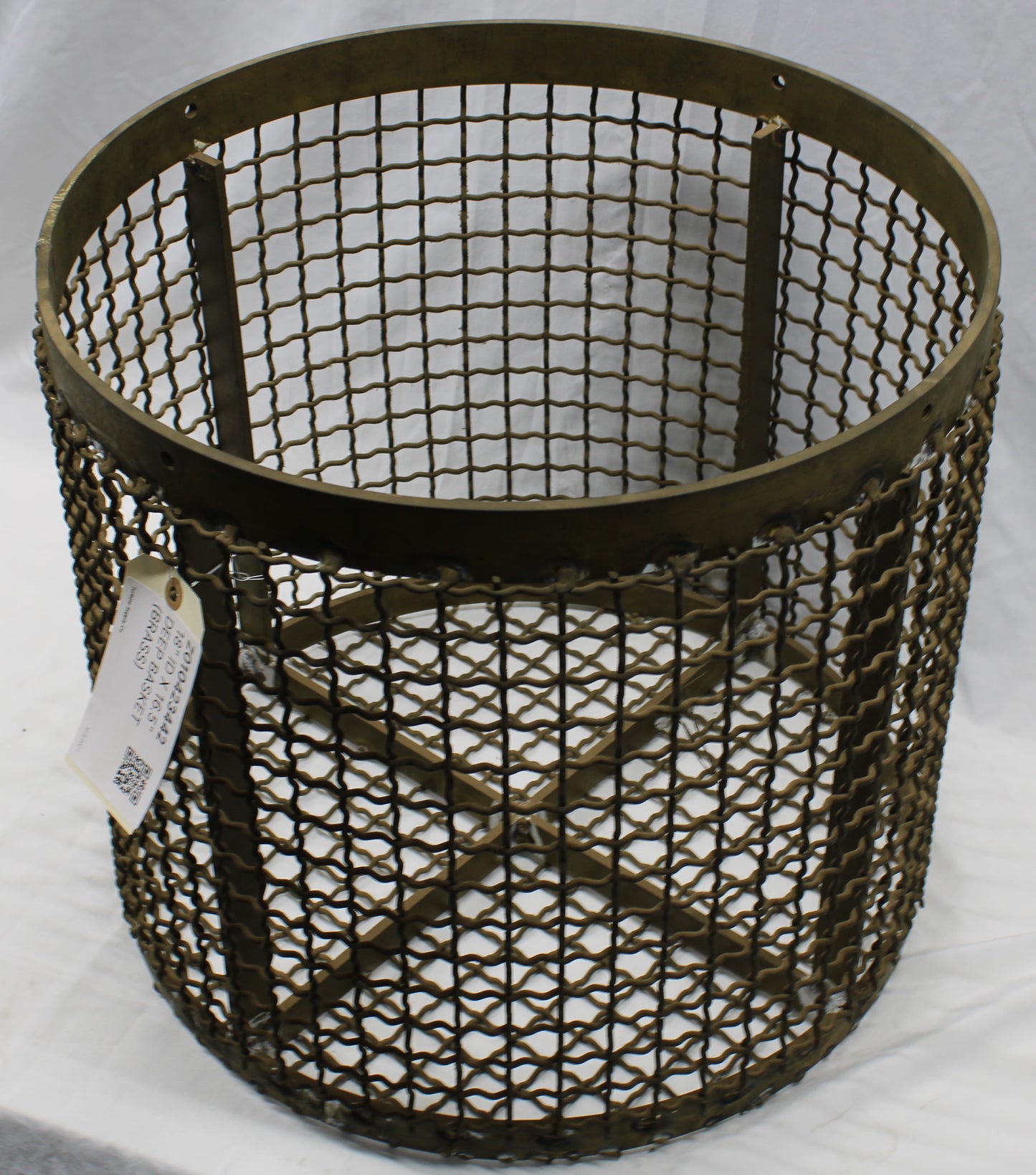 BASKET STRAINER