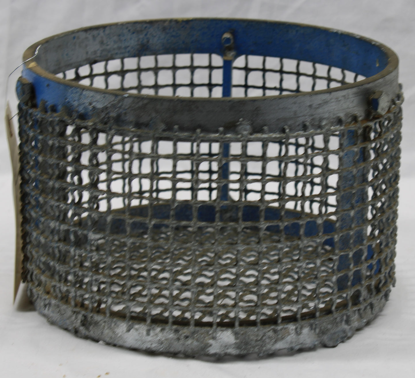 BASKET STRAINER